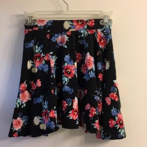 SO skater skirt